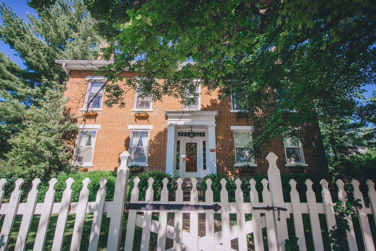 Old Caledonian Bed & Breakfast Exterior foto